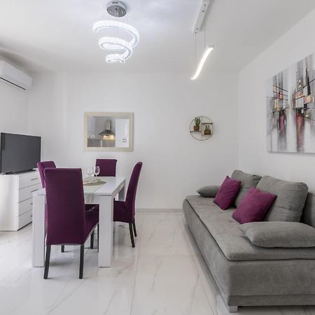 Royal Rose Gold Apartment Vodice Eksteriør bilde