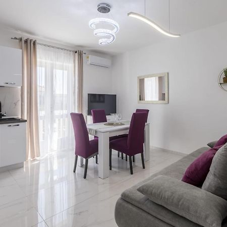 Royal Rose Gold Apartment Vodice Eksteriør bilde