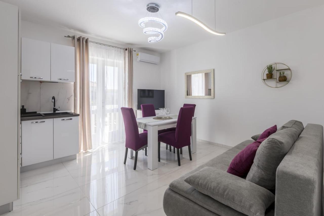Royal Rose Gold Apartment Vodice Eksteriør bilde